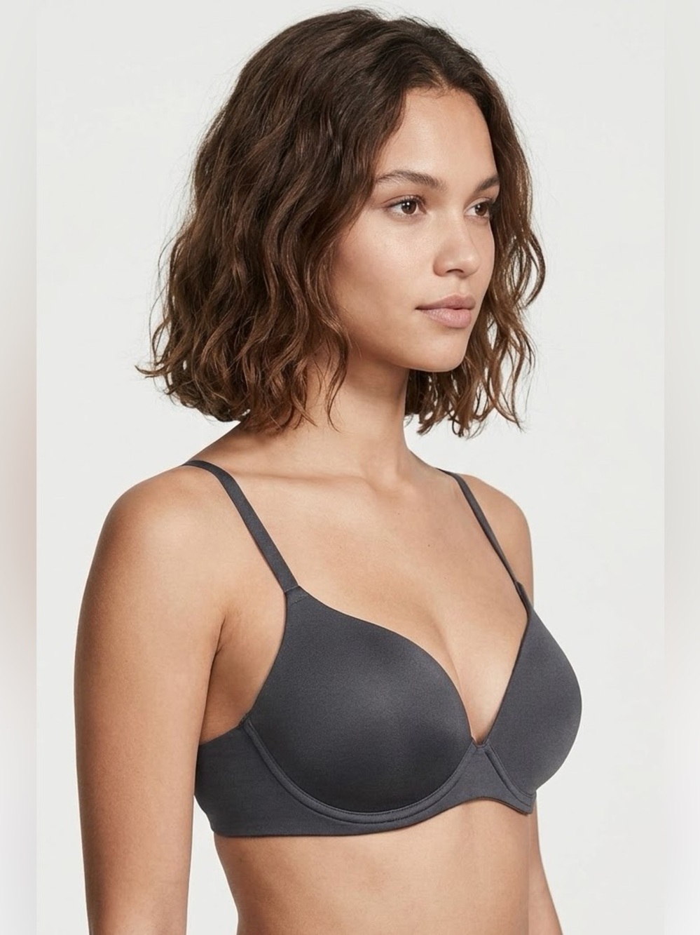 3/$60 Victoria’s Secret lightly lined Bra Gray 34B